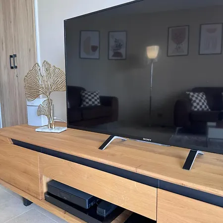 Penthouse Vue Avec Rooftop,jacuzzi,et Parking Prive