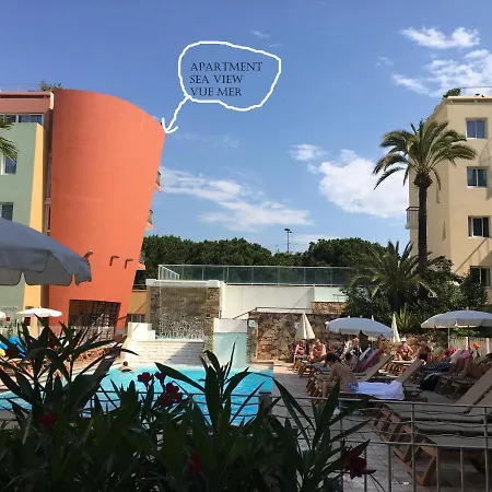 Lägenhet Penthouse Vue Avec Rooftop,jacuzzi,et Parking Prive Antibes