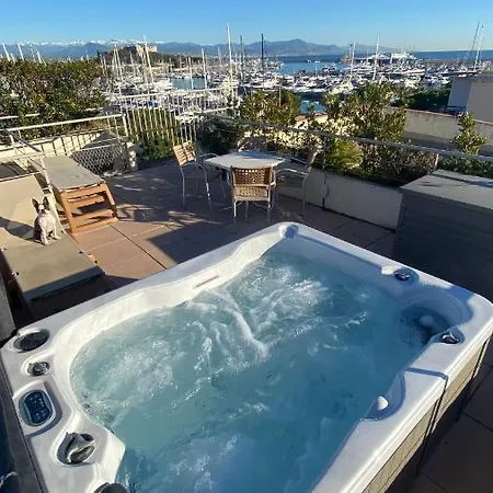 Apartment Penthouse Vue Avec Rooftop,jacuzzi,et Parking Prive *