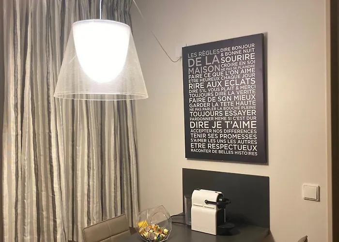 Penthouse Vue Avec Rooftop,jacuzzi,et Parking Prive אנטיב