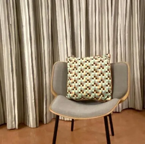 Penthouse Vue Avec Rooftop,jacuzzi,et Parking Prive *