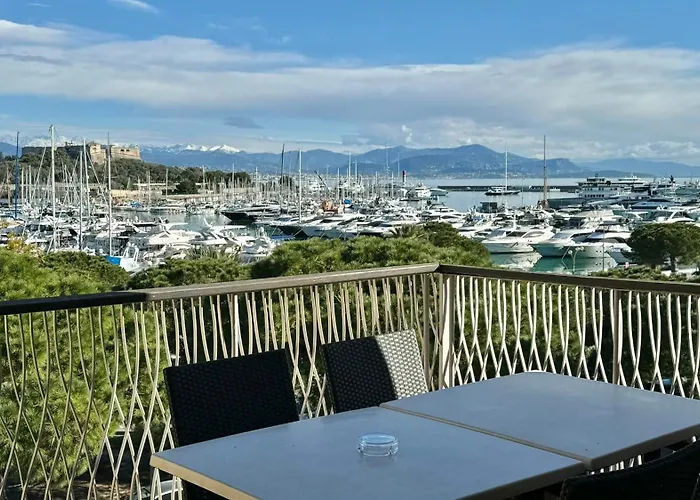 Apartman Penthouse Vue Avec Rooftop,jacuzzi,et Parking Prive