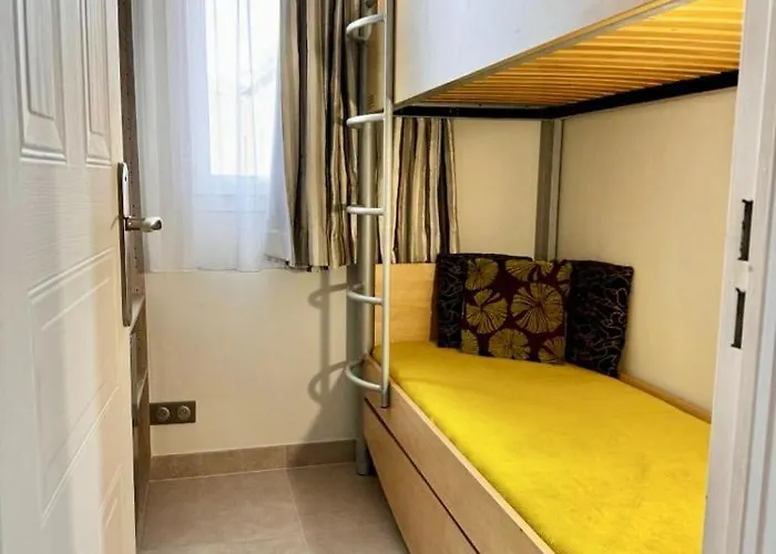 Penthouse Vue Avec Rooftop,jacuzzi,et Parking Prive דירה *