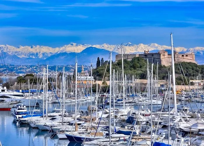 Apartman Penthouse Vue Avec Rooftop,jacuzzi,et Parking Prive Antibes